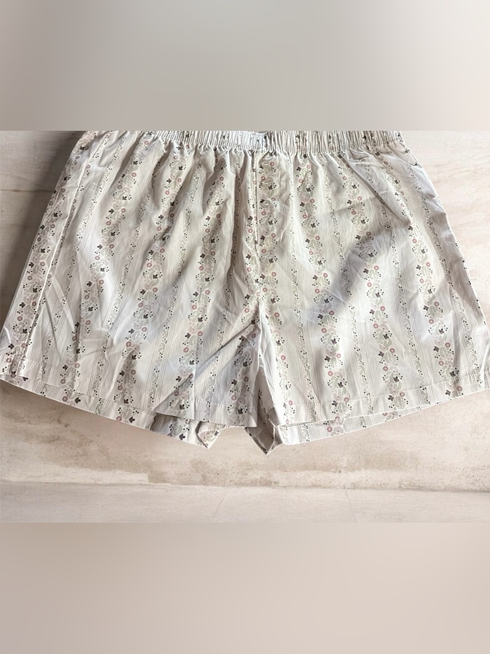 Como Sleep Woman Light Floral Cotton Boxer Shorts Cream with Pastel Flowers NWT